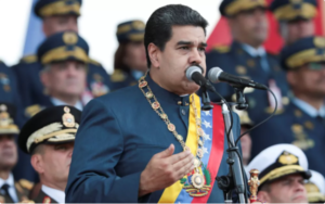 O presidente da Venezuela, Nicolás Maduro, durante parada militar em Maracay. (Foto: Miraflores Palace/Handout via Reuters)