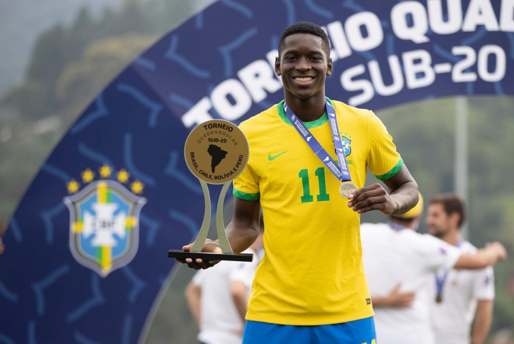 Luiz Henrique quebra silêncio ao ser questionado sobre o Flamengo