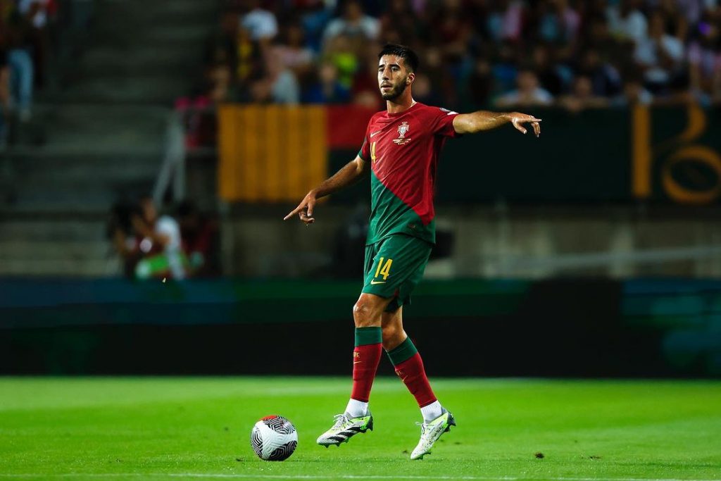 214 milhões: Liverpool terá que abrir os cofres para contratar estrela de Portugal