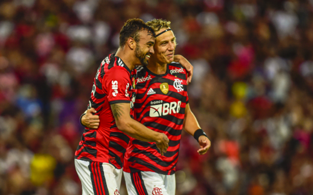 Peça-chave do Flamengo renova até 2025