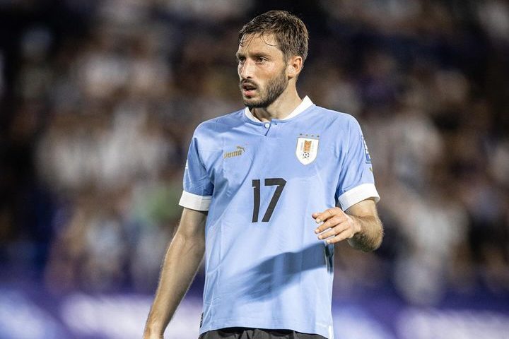 Comentarista aponta mudança que pode ocorrer no time titular do Flamengo: “Tite não gosta”