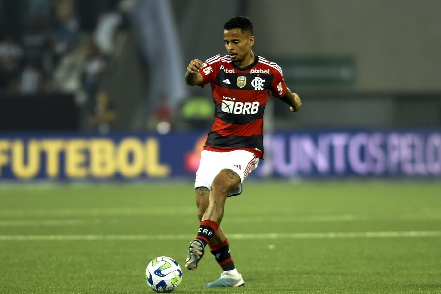 Meia do Flamengo vai ficar de fora dos próximos três jogos