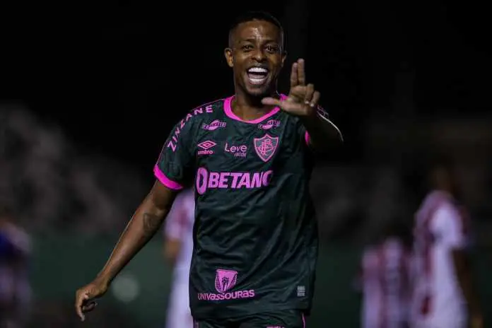 Ele pode trocar o Fluminense pelo Cruzeiro