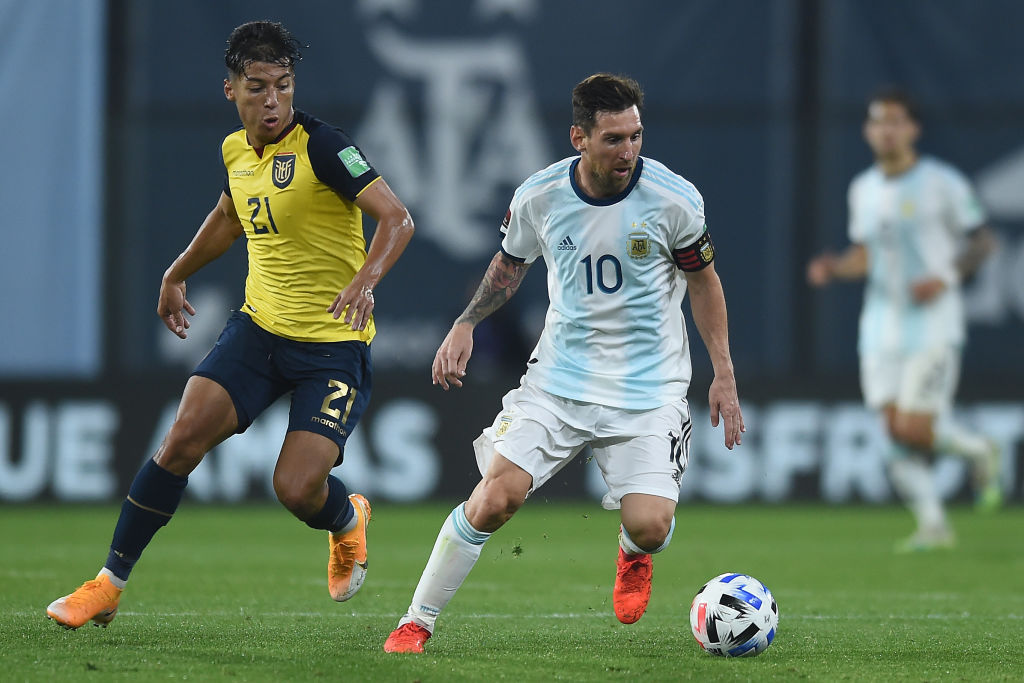 Jogo entre as seleções. Marcelo Endelli/Getty Images. 