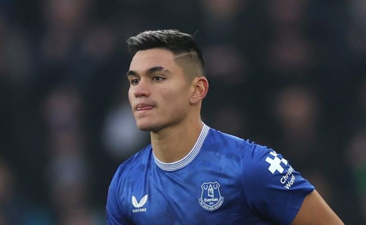 Alcaraz vendido ao Everton acontecerá por R$ 130 milhões