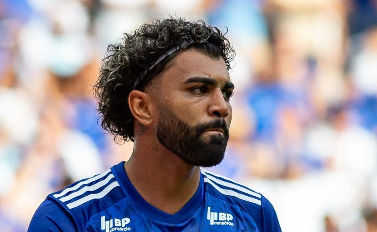 Após Gabigol, Cruzeiro busca contratação meia-atacante do Flamengo