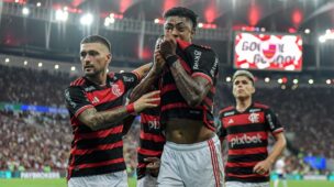 Arrascaeta topa renovar com Flamengo para ganhar maior salário 