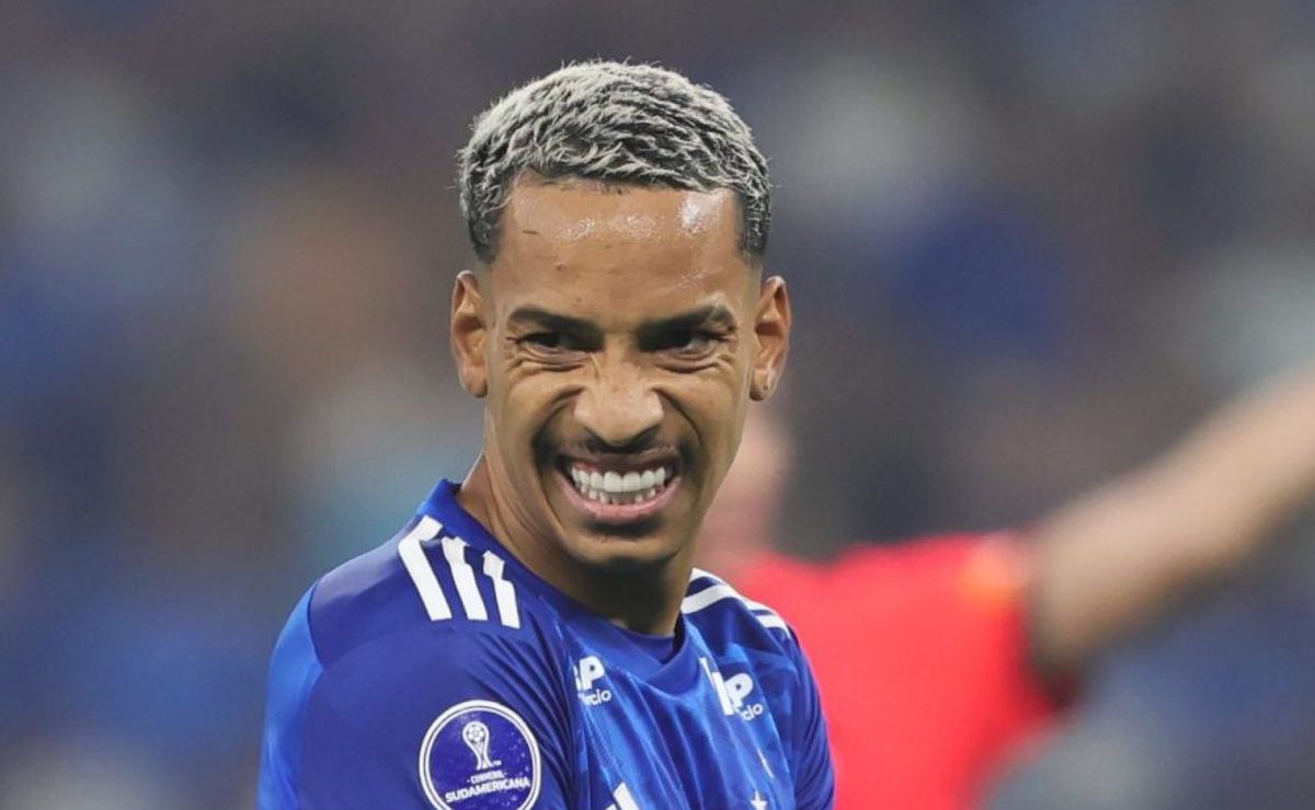 Cebolinha no Cruzeiro em troca de Matheus Pereira no Flamengo tem aprovação imediata