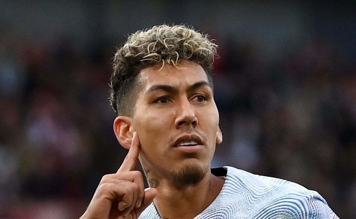 Firmino prioriza futebol europeu, mas Flamengo vai fazer oferta