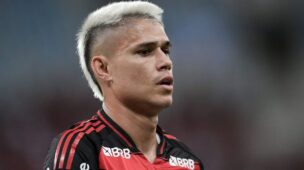 Flamengo oferece troca de Luiz Araújo por Matheus Pereira