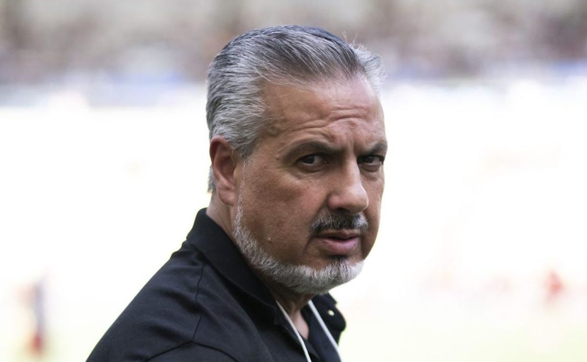 Flamengo vai liberar Caio Garcia e Zé Welinton