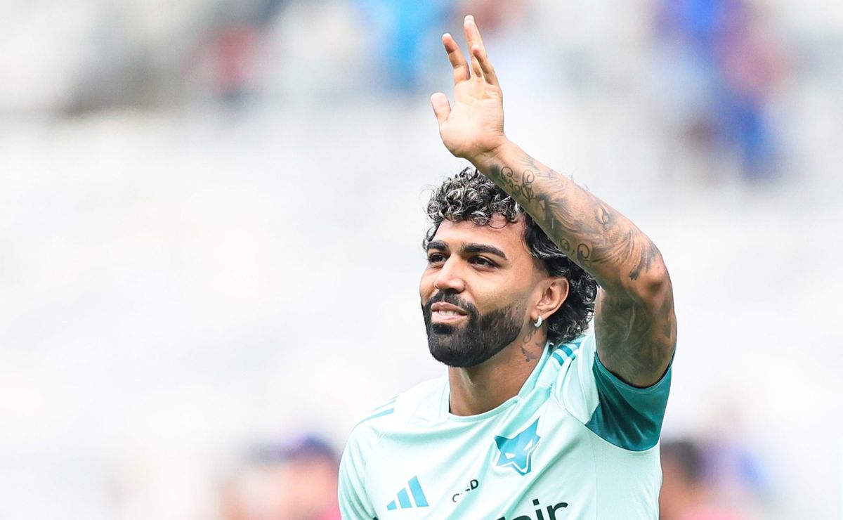Gabigol liga para convencer Lorran a fechar com Cruzeiro