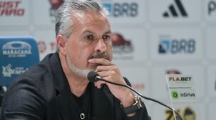 José Boto decide assinar renovação com goleiro Matheus Cunha