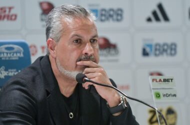 José Boto decide assinar renovação com goleiro Matheus Cunha