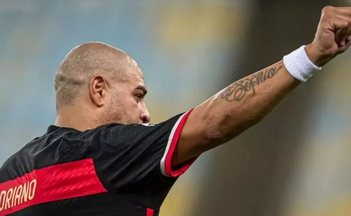 Luxemburgo cita arrependimento por não trazer Adriano para o Flamengo