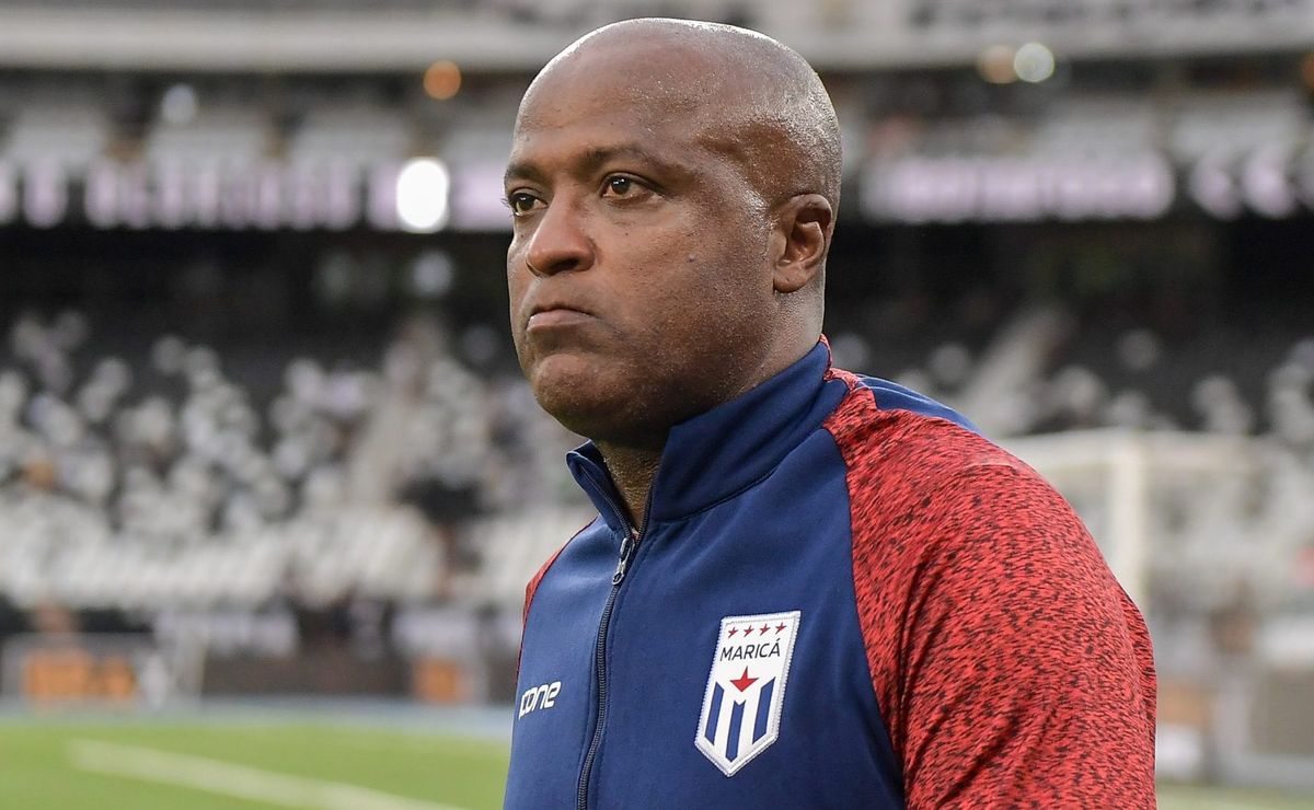 Reinaldo encara Flamengo pela primeira vez como treinador