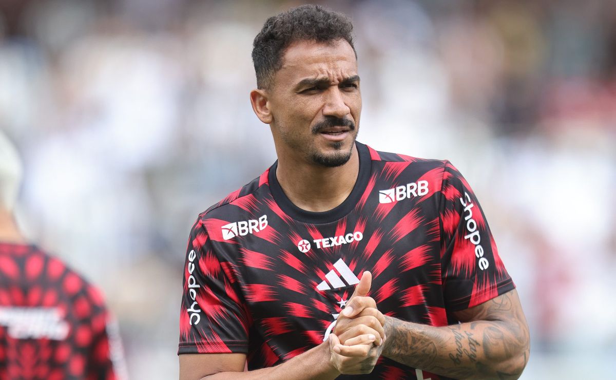 Danilo, do Flamengo, revela decepção com Romário