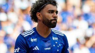 Ex-Flamengo, Gabigol marca hat-trick em jogo-treino