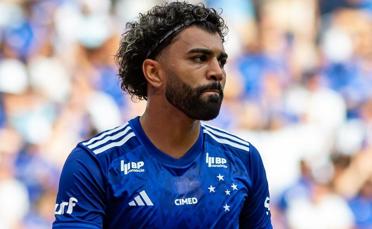 Ex-Flamengo, Gabigol marca hat-trick em jogo-treino