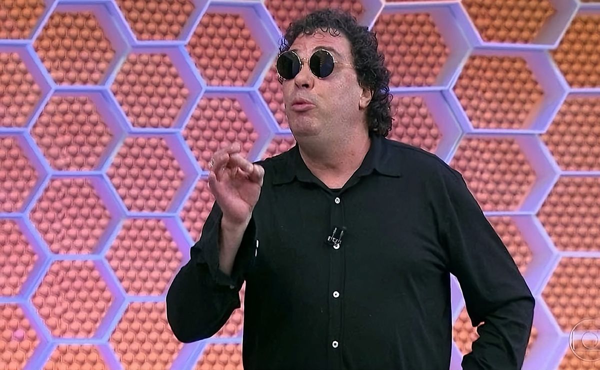 Filipe Luís, do Flamengo, recebe elogios de Casagrande