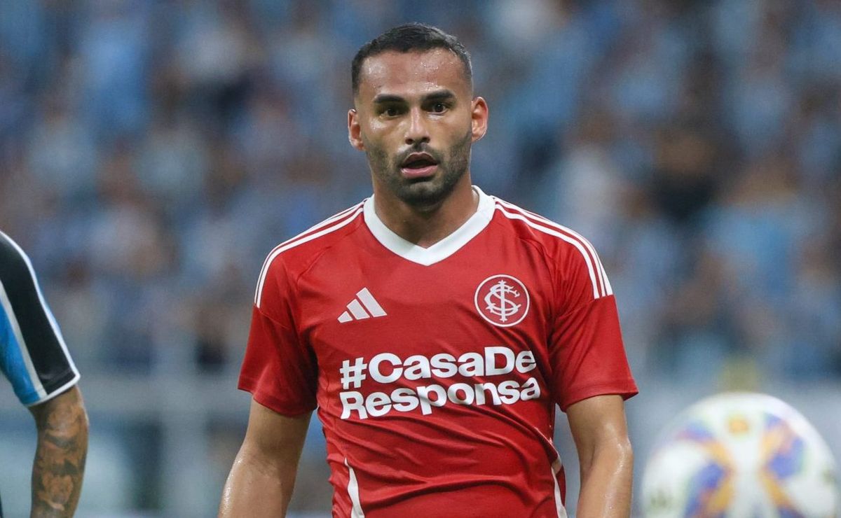 Flamengo aciona FIFA contra Internacional por Thiago Maia e +2
