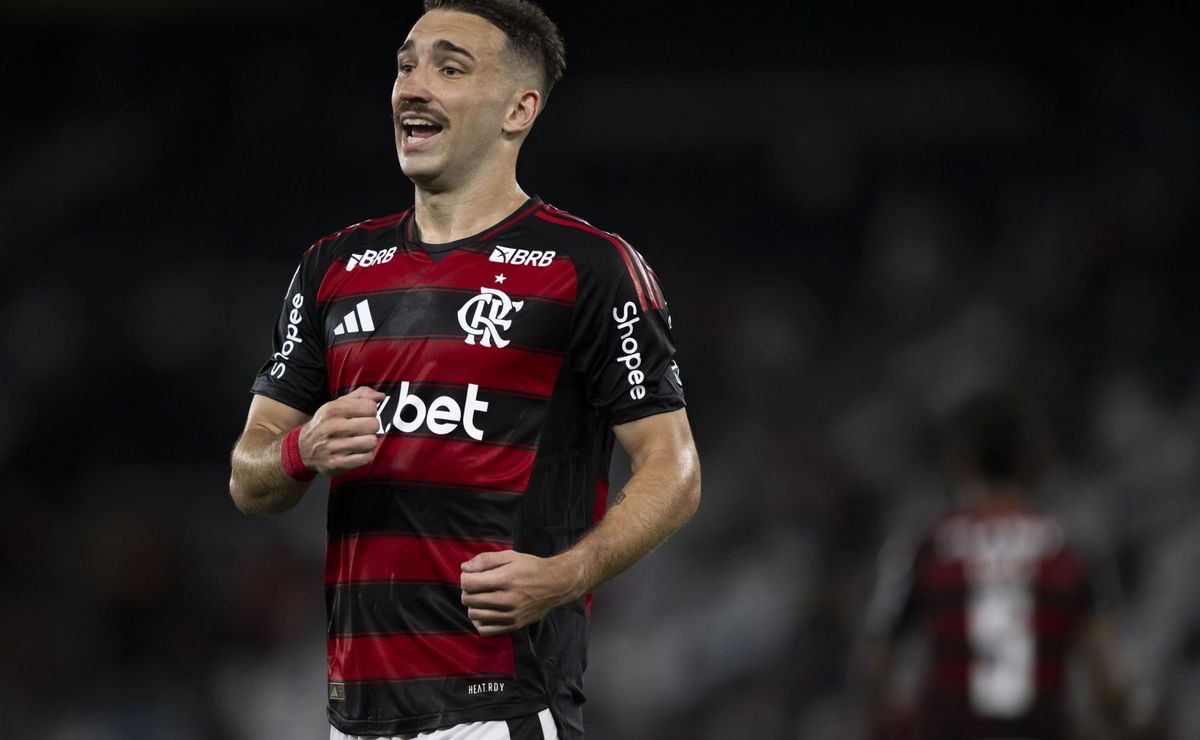 Léo Ortiz projeta títulos no Flamengo e destaca Libertadores