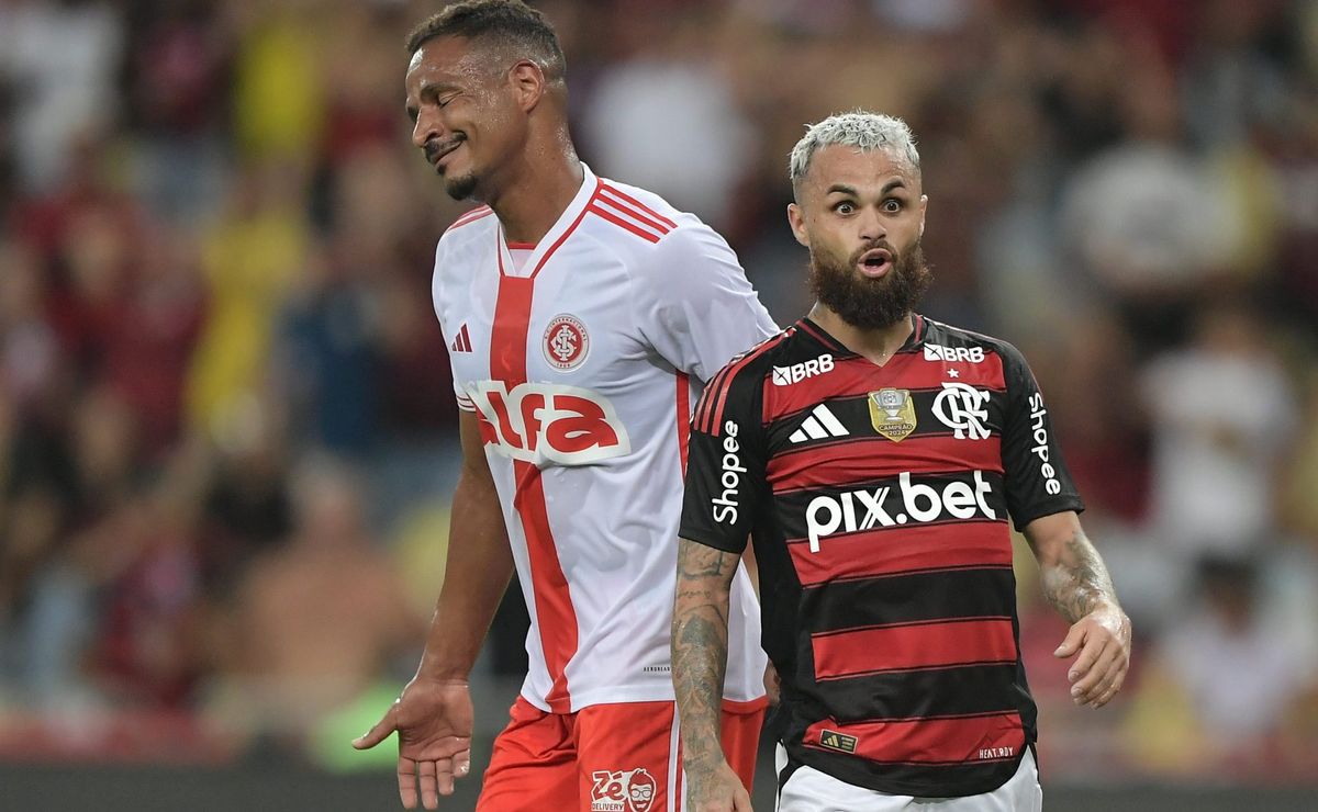 Postura de Michael irrita flamenguistas durante Flamengo x Internacional