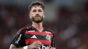 Rossi destaca papel de Léo Pereira na defesa do Flamengo