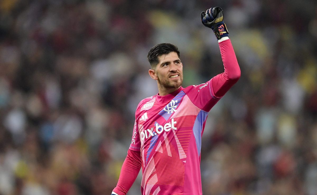 Rossi promete Flamengo ofensivo no clássico contra o Vasco