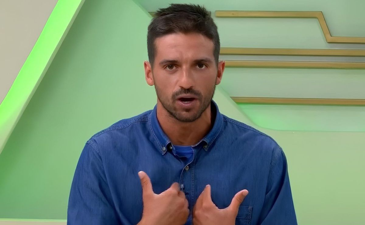 Venê Casagrande responde Vegetti e defende Flamengo: "Prejudicado"