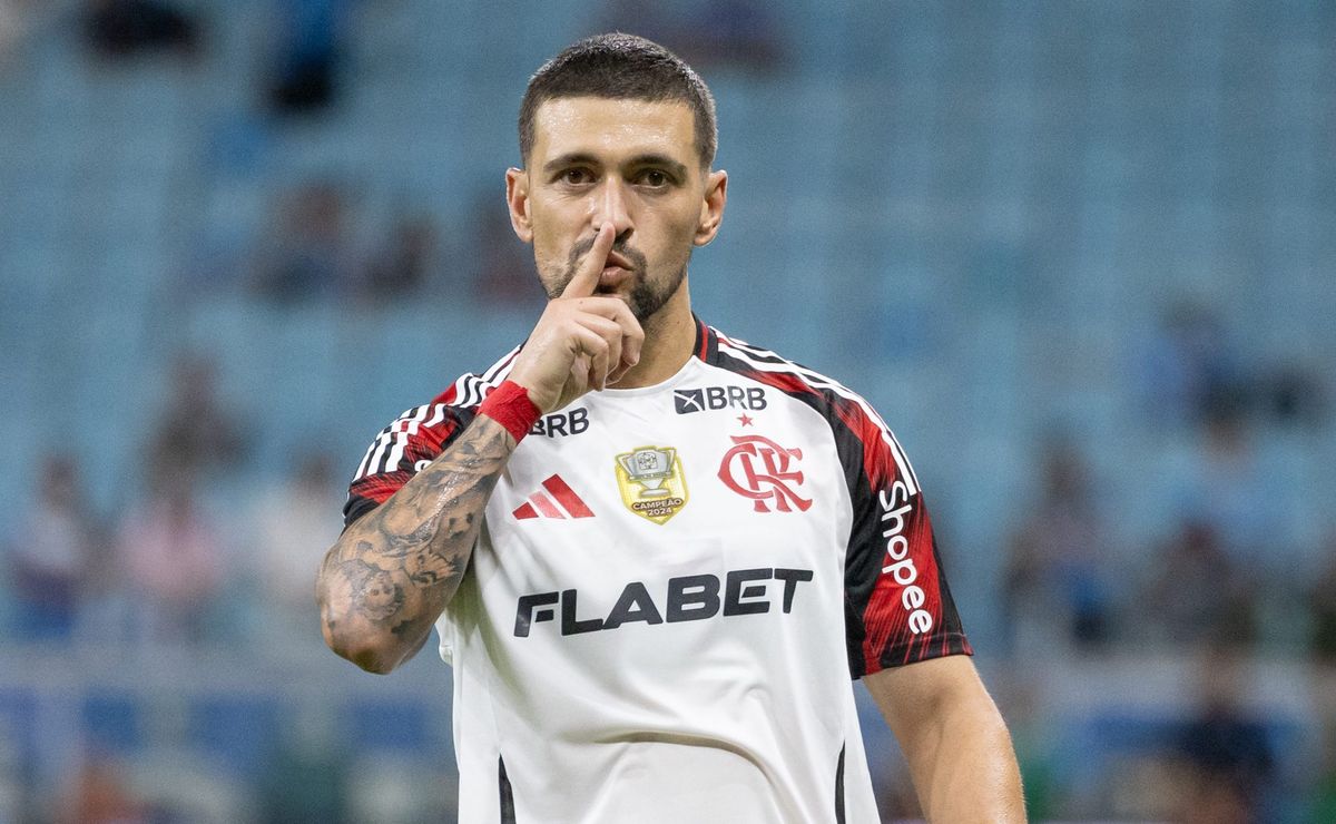 Arrascaeta chega a 50 gols contra gigantes do Brasil