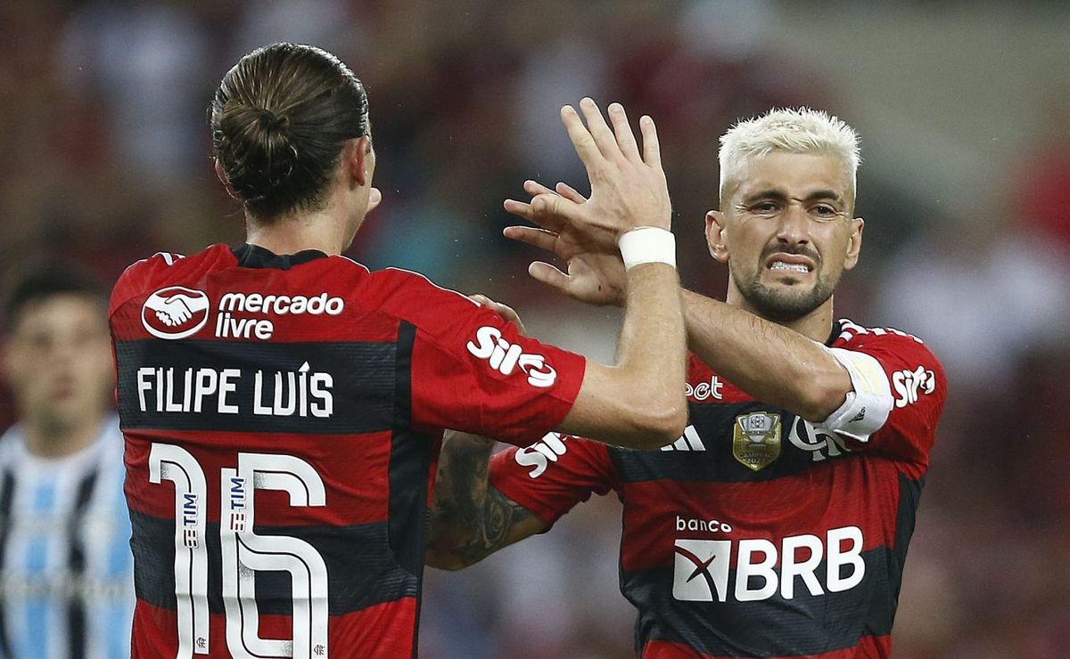 Arrascaeta contradiz Filipe Luís em declaração após derrota