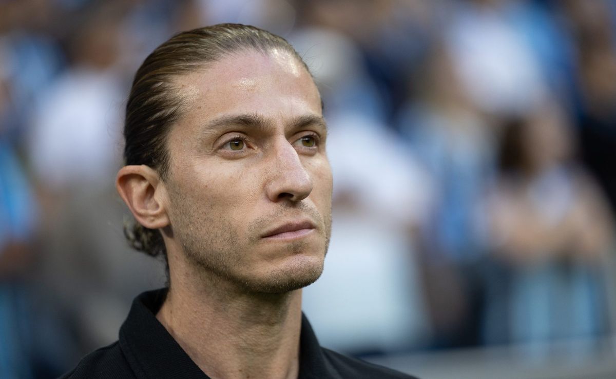 Filipe Luís elogia Flamengo no Brasileirão após vitória fora de casa