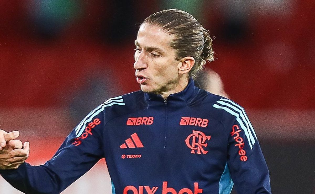 Filipe Luís toma decisão sobre Matheus Gonçalves após pressão