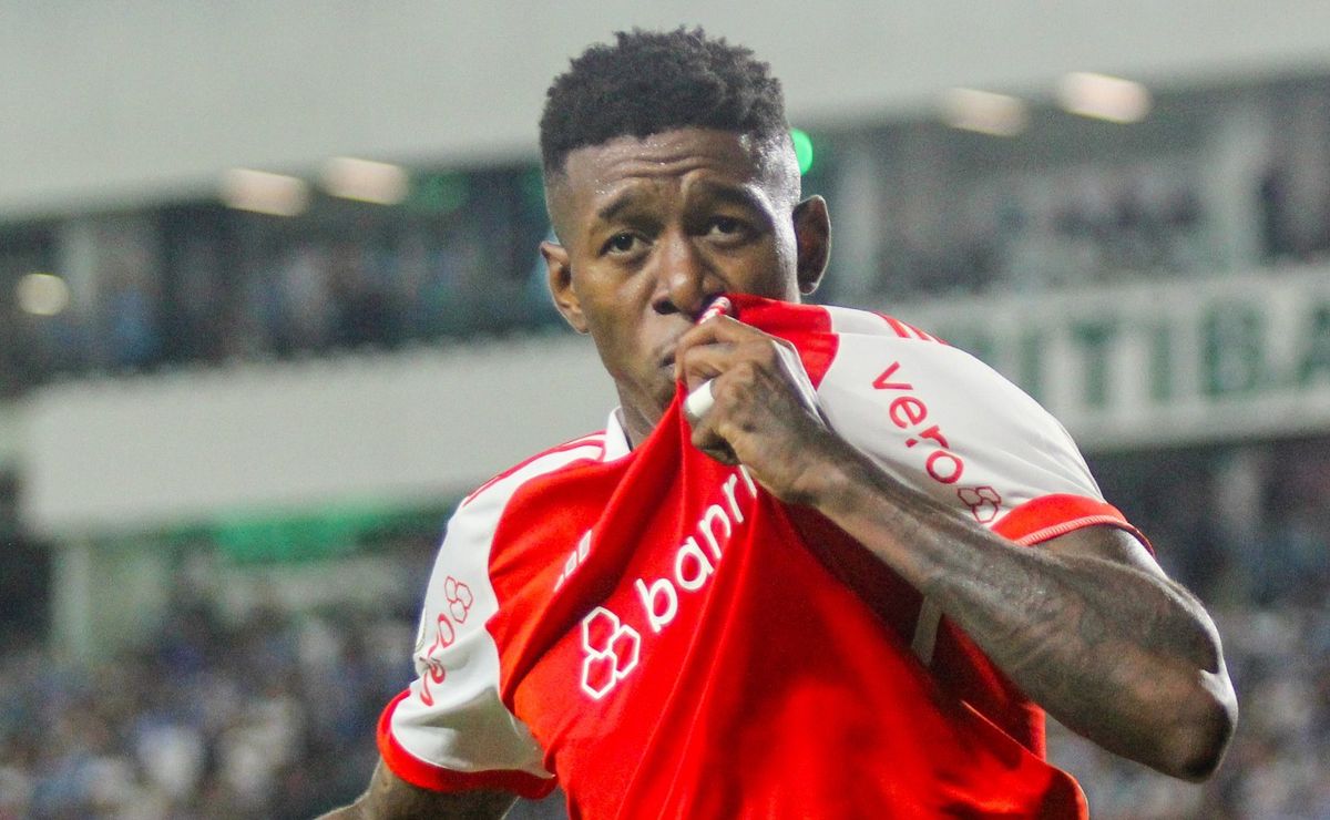 Flamengo pode ter concorrência do Osasuna-ESP para ter Vitão