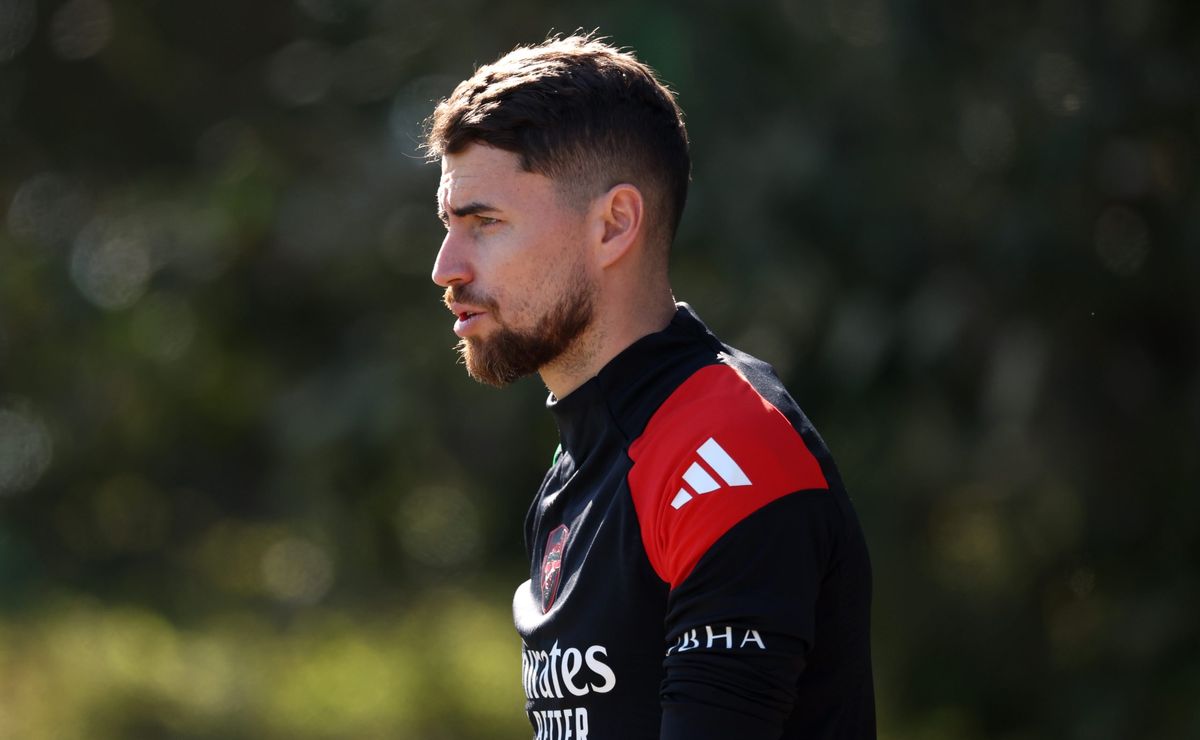 Flamengo quer fechar pacote de reforços com Jorginho, Vitão, Enciso e +1