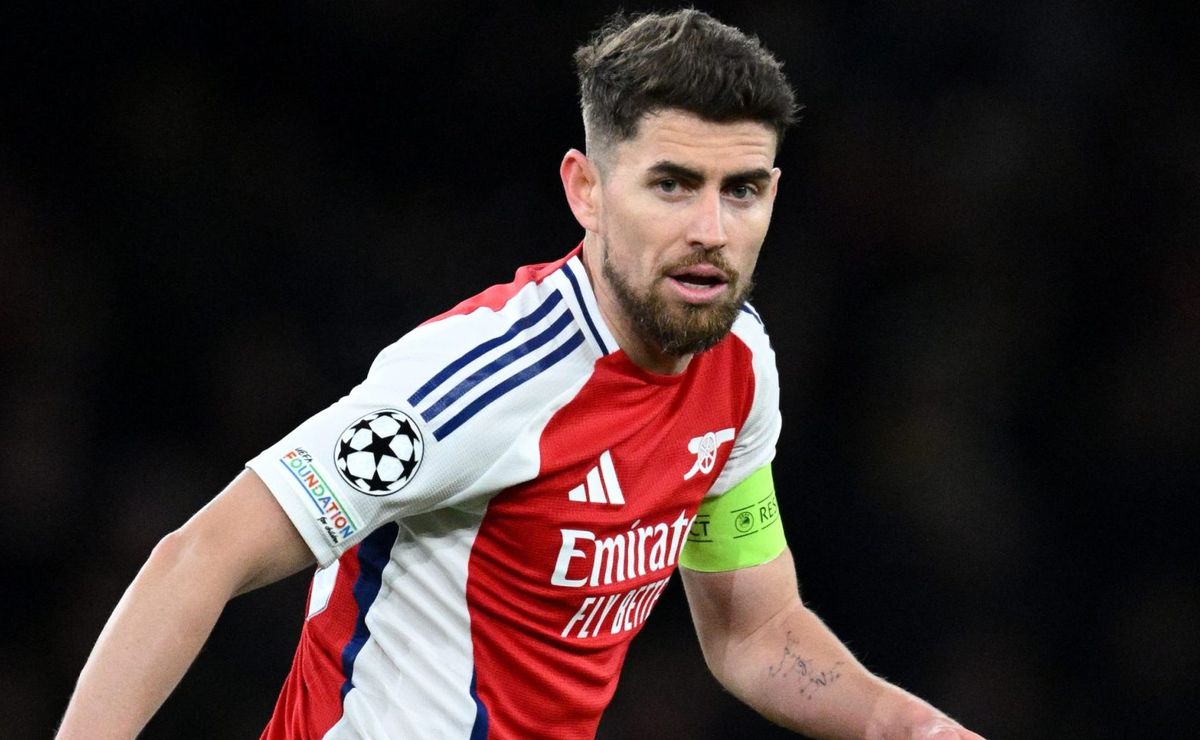 Jorginho deve continuar negociando com o Flamengo mesmo com lesão  