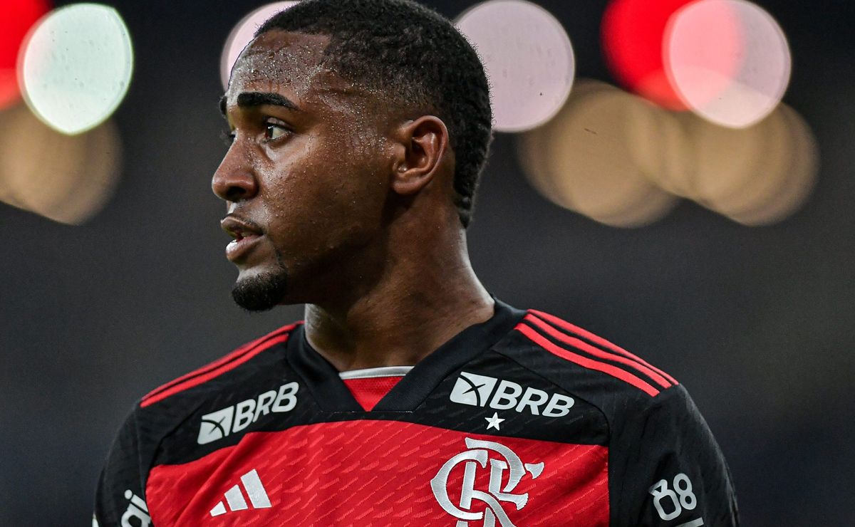 Lorran aceita ajuda para voltar a brilhar no Flamengo