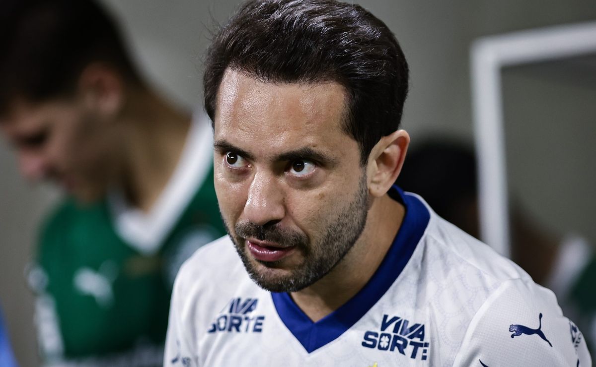 Everton Ribeiro avisa Filipe Luís sobre Flamengo x Bahia