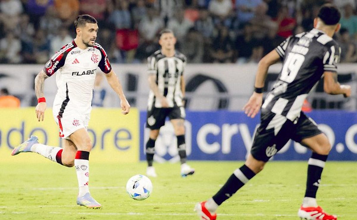 Flamengo empata e fica em situação difícil na Libertadores