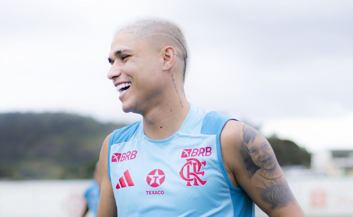 Flamengo impede negociação e Cruzeiro desiste de Luiz Araújo