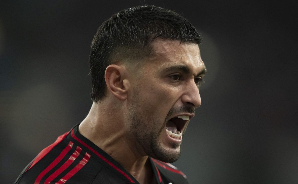 Flamengo quer reduzir folha salarial para renovar com Arrascaeta