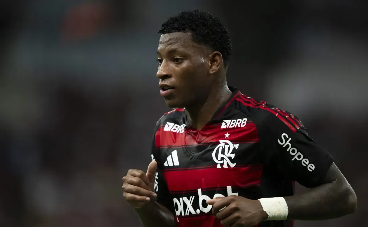 Flamengo toma decisão e comunica Gonzalo Plata internamente