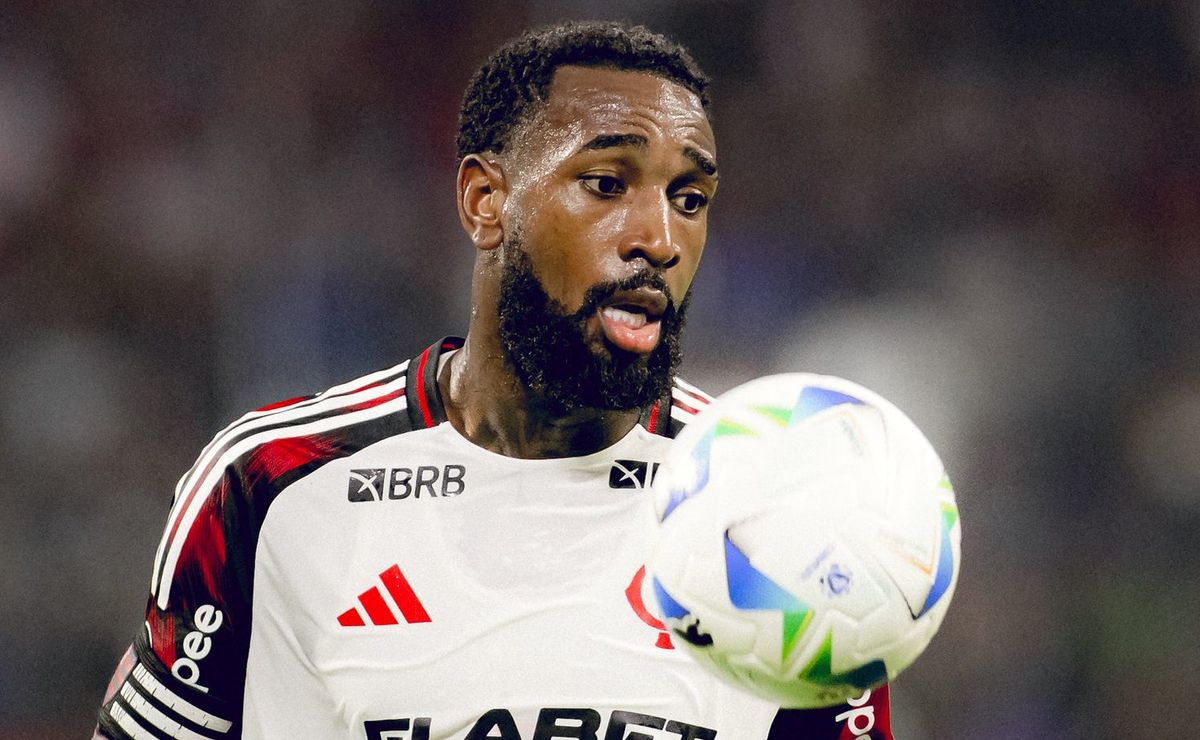 Gerson, do Flamengo, se deparou com bandidos, mas fugiu de assalto no Rio