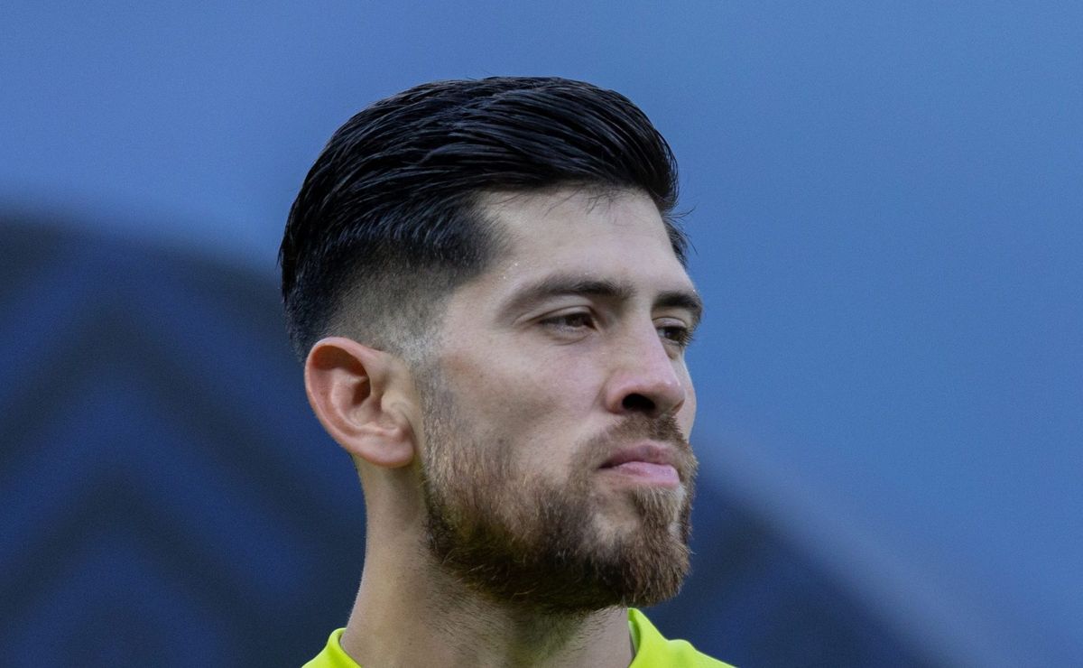 Rossi nega que vai sair do Flamengo após tentativa de assalto