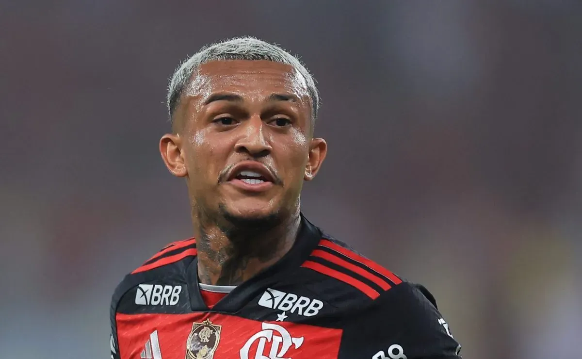 4 times do Mundial querem comprar Wesley e Flamengo faz exigência para selar venda