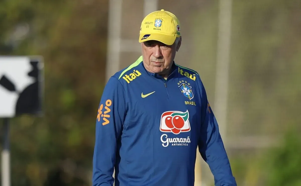 Ancelotti escala dois atletas do Flamengo na Seleção Brasileira
