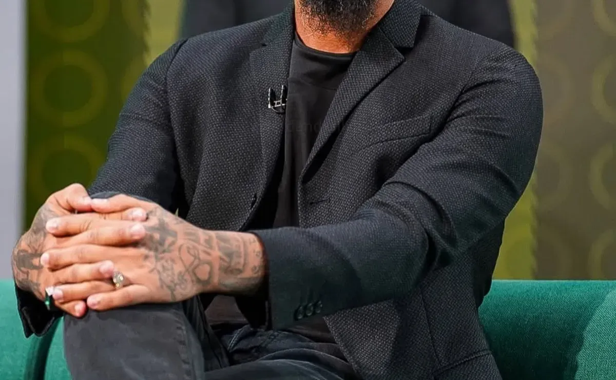 Felipe Melo deixa de clubismo e mostra gratidão pelo Flamengo