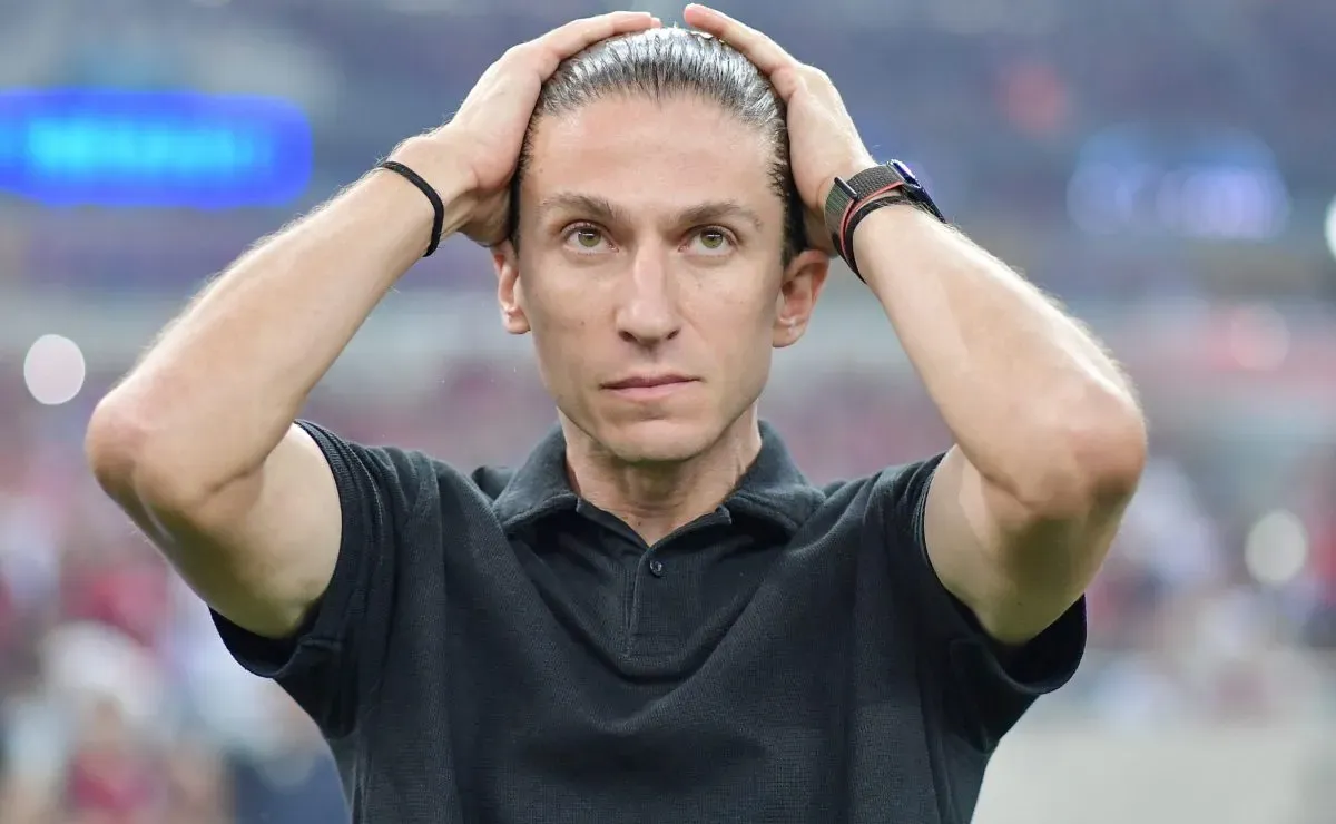 Filipe Luís perde uruguaio às vésperas de Flamengo x Chelsea
