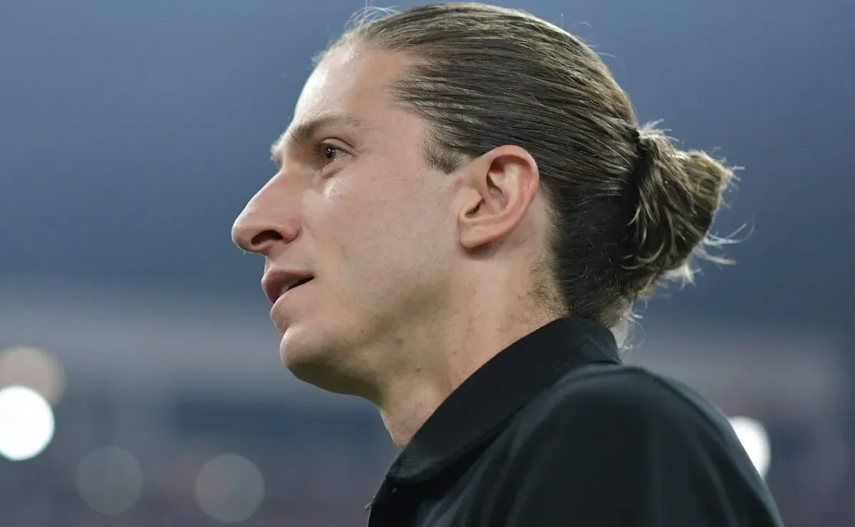 Filipe Luis projeta Mundial de Clubes após goleada do Flamengo